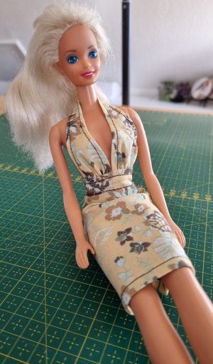 Barbie Halter Jurkje – VOOR STOF!